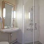 Отель Ibis Centre 3*