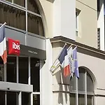 Ibis Centre 3*