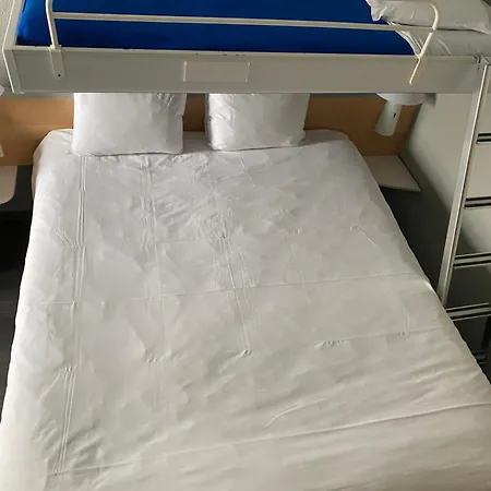 Hotel Ibis Centre 3*