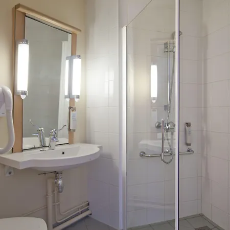 호텔 Ibis Centre 3*