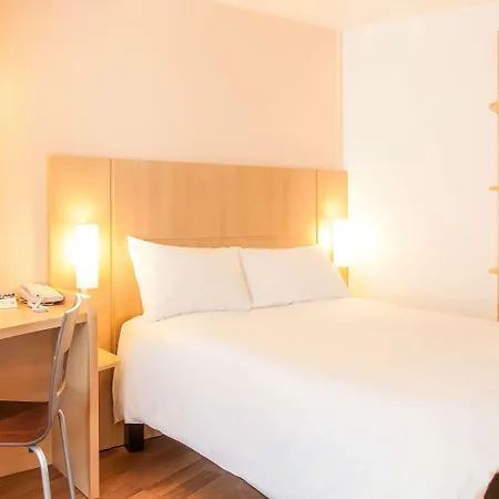 Ibis Centre Poitiers