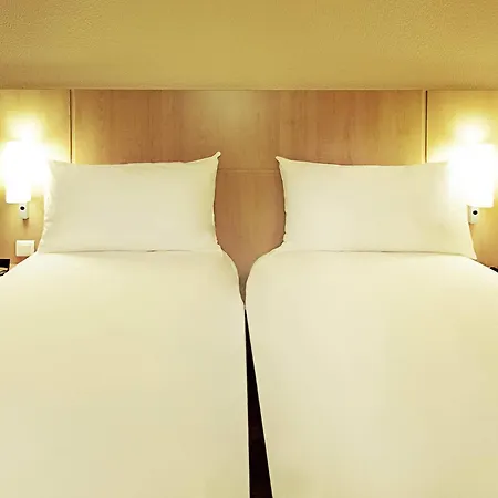 Ξενοδοχείο Ibis Centre 3*