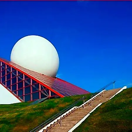 Ibis Centre
