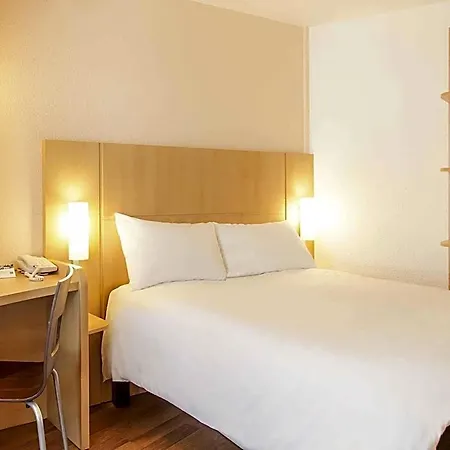 Ibis Centre Hotel
