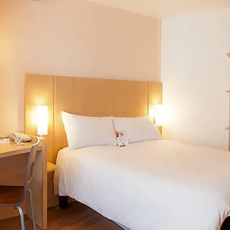 Ibis Centre Hotel Poitiers