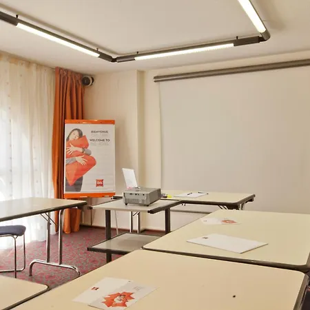 Ibis Centre Hotel