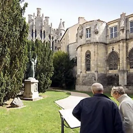 Ibis Centre 호텔 3*