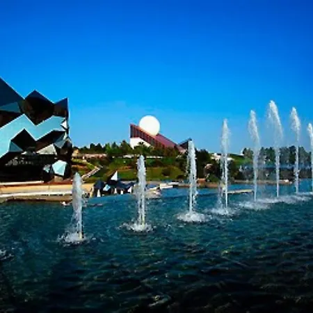Otel Ibis Centre 3*