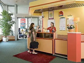 Ibis Centre Otel 3*