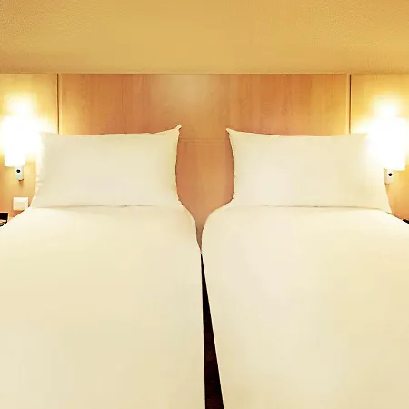 Ibis Centre Hotel