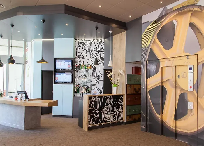 Hotel Ibis Centre 3*