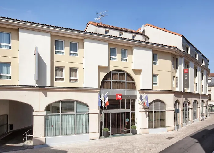 Ibis Centre Hotel 3*