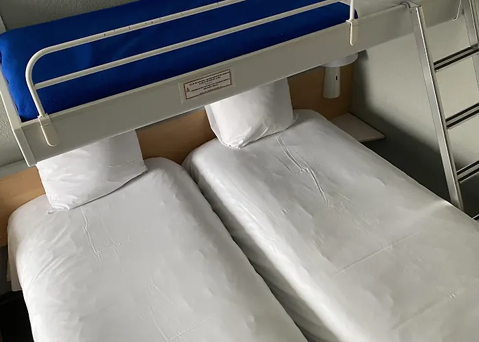 Hotel Ibis Centre 3*